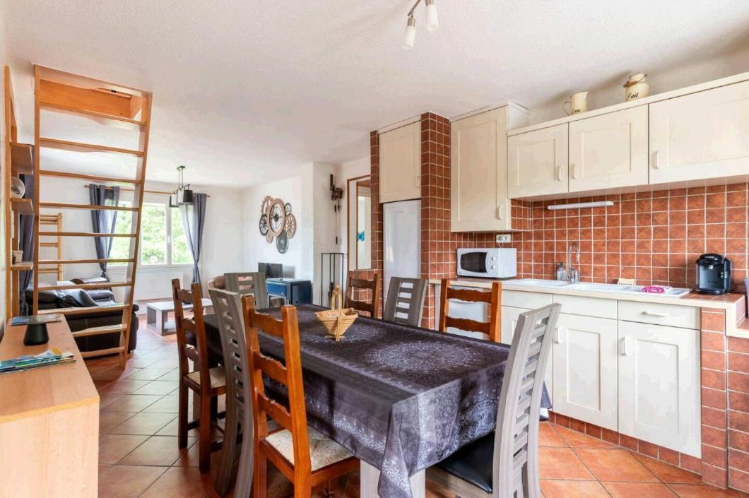 Jolie Appart T4 La Zoune Avec Jardin 8 Personnes Chorges Exteriér fotografie