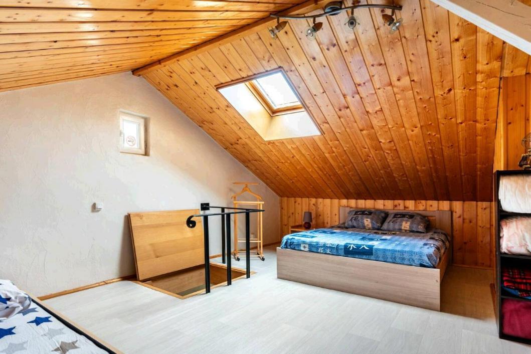 Jolie Appart T4 La Zoune Avec Jardin 8 Personnes Chorges Exteriér fotografie