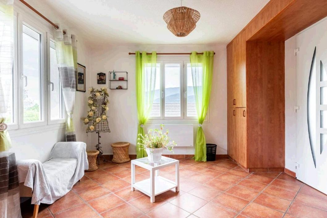 Jolie Appart T4 La Zoune Avec Jardin 8 Personnes Chorges Exteriér fotografie